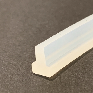 M. TRANSLUCENT SILICONE PROFILE FOOD SAFE 60 SH°(±5) HIL. H64H