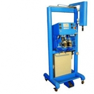 Angular welding machine for profiles 